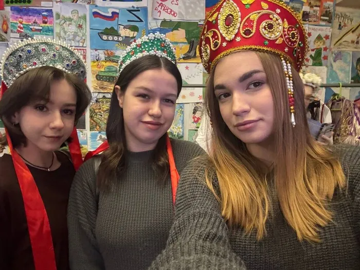 Блины, шашки и хоровод: студенты КМТ погрузились в атмосферу «Вместе — Россия»