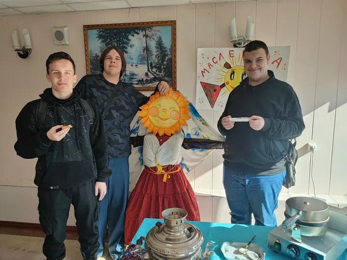 как КМТ Масленицу встречал