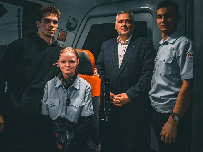 Наши будущие машинисты в локомотивном депо Смоляниново