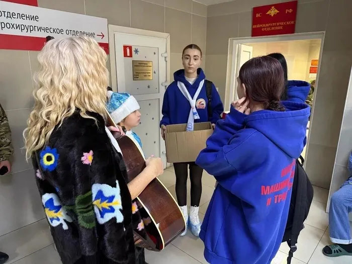 День героев Отечества и Новый год встретили вместе в госпитале ТОФ