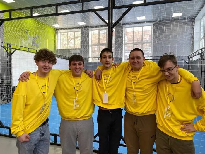 Небо нашло своих героев