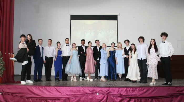 В КМТ прошёл настоящий Студенческий бал