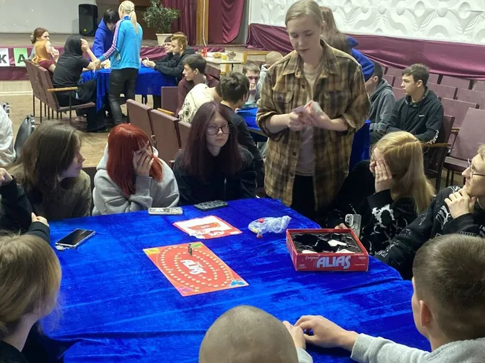 День без интернета? Легко! Вместо ленты новостей — живое общение